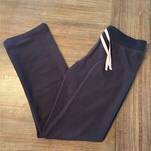 Grey Figs scrub pants XS